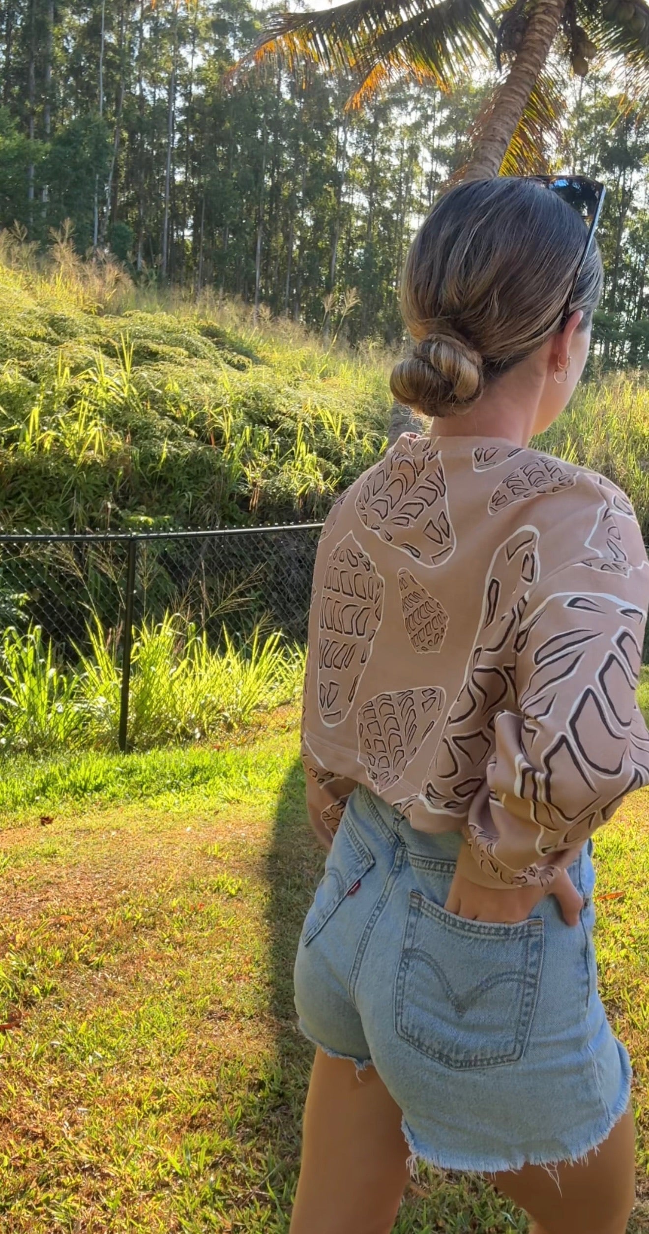 Club Cropped Sweatshirt